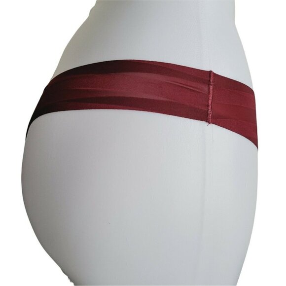Victoria's Secret Second Skin Thong Panties Striped Burgundy Microfiber Med NWT - Picture 3 of 4